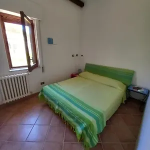mondello-plaza-apartments.sicilyhotelsitaly.net/